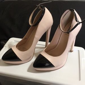 Shoedazzle signature heels